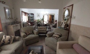 ESPECTACULAR CASA - VILLA CLUB HURLINGHAM