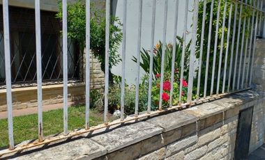 ESPECTACULAR CASA - VILLA CLUB HURLINGHAM