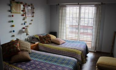 Casa con parque y piscina en William Morris