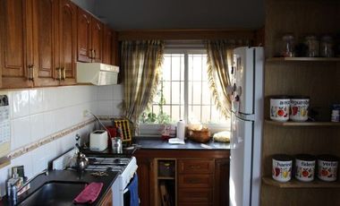 Casa con parque y piscina en William Morris