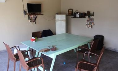 Casa con parque y piscina en William Morris