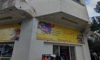 VENTA EN BLOQUE esquina Granaderos y Plumerillos