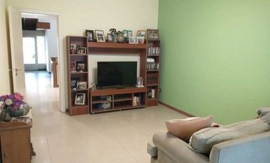 Chalet en Villa Club Sobre Calle Granaderos Nuevo Valor!