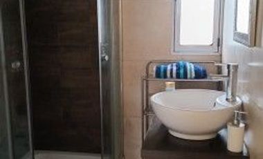 Chalet en Villa Club Sobre Calle Granaderos Nuevo Valor!