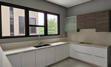 FOR LEASE: 4-Bedroom Single-Family House in Mckinley West, Taguig City