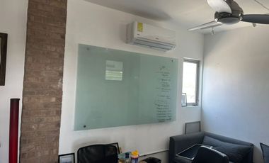 Oficinas Centro, cercana a Parque Fundidora