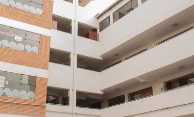 Venta Edificio de Seis Pisos en Cercado de Lima