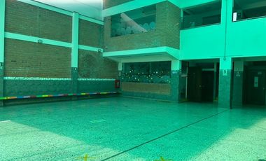 Venta Edificio de Seis Pisos en Cercado de Lima