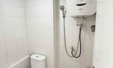 APARTEMEN BASSURA CITY! DISEWAKAN STUDIO FURNISHED EDELWEISS FREE IPL
