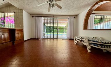 Casa en Venta Club de Golf El Cristo con Alberca a Campo de Golf Atlixco, Puebla