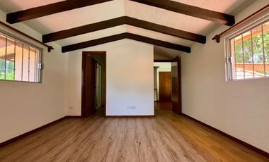 Casa en Venta Club de Golf El Cristo con Alberca a Campo de Golf Atlixco, Puebla