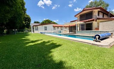 Casa en Venta Club de Golf El Cristo con Alberca a Campo de Golf Atlixco, Puebla