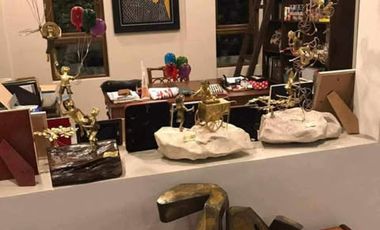 450 sqm Designer-Style Residence with Luxury Upgrades For Sale in Paseo de Magallanes near Forbes, Dasma Village, Urdaneta Village