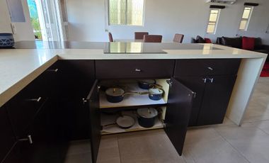 BEACH FRONT COTTAGE CASITA FRENTE AL MAR BEACH RESORT