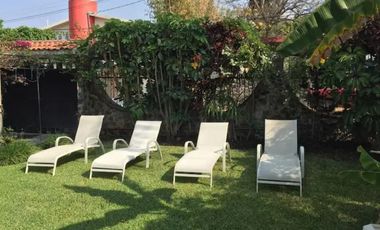 VENTA DE BONITA CASA EN PRIVADA