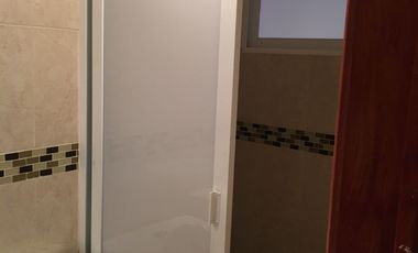 TOTALMENTE REMODELADO, DUPLEX EN AGUA SANTA, CERCA PERIPLAZA