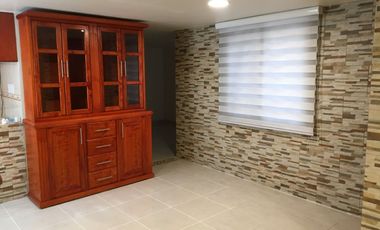 TOTALMENTE REMODELADO, DUPLEX EN AGUA SANTA, CERCA PERIPLAZA