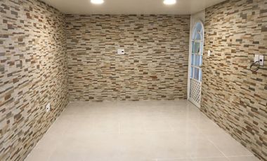 TOTALMENTE REMODELADO, DUPLEX EN AGUA SANTA, CERCA PERIPLAZA