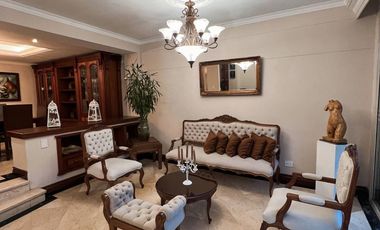 CASA EN VENTA LOMA DEL ESCOBERO ENVIGADO