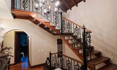 CASA EN VENTA LOMA DEL ESCOBERO ENVIGADO