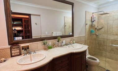 CASA EN VENTA LOMA DEL ESCOBERO ENVIGADO