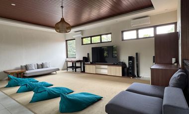 Vimala Hills - MEGAMENDUNG