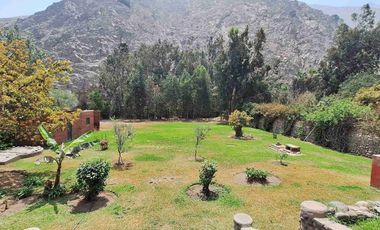 VENTA CASA DE CAMPO HUAROCHIRÍ 3541 M2 $500 000