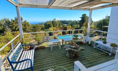 SINCRÓNICA PROPIEDADES ARRIENDA GRAN PARCELA CON DOS CASAS EN SAN FRANCISCO DE TUNQUÉN