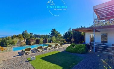 SINCRÓNICA PROPIEDADES ARRIENDA GRAN PARCELA CON DOS CASAS EN SAN FRANCISCO DE TUNQUÉN