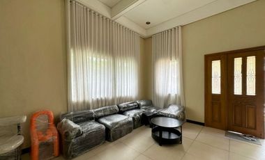 360 sqm 5-BR House for Sale or Rent at Valle Verde 2, Pasig City
