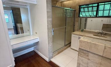 800 sqm Lot 6-BR House for Rent at Valle Verde 2, Pasig City