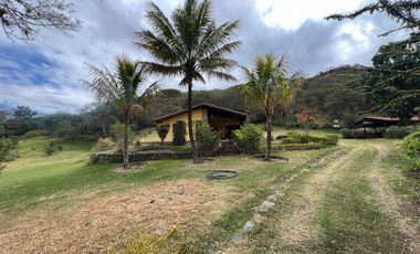 PROPIEDAD DE INVERSION EN VENTA EN YUNGUILLA