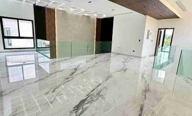 ESPECTACULAR CASA DE ALQUILER  EN URB.PORTOFINO