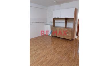 Venta Dpto Funcional en Ate