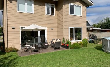 Gran Casa en Condominio El Bayo, Valdivia, Region de Los Rios