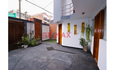 Venta Departamento en 1er Piso -ALPAMAYO  Cerca Av. Javier Prado en Ate