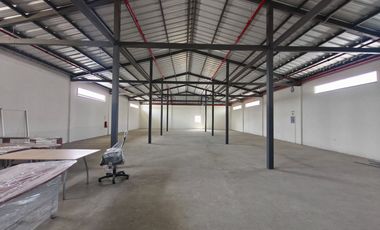 bodega en alquiler 450 m2 dentro de complejo km 11 via a daule, sector inmaconsa