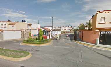 CASA VENTA ATRAVEZ DE CESION DE DERECOS INMEDIATACALLE CIRCUITO MARIE CURIE  FELIPE ANGELES SUR 1A SECC PACHUCA DE SOTO -MPCC