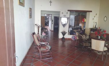 CÓD. 1243. CASA COLONIAL A LA VENTA EN MOMPOX, BOLÍVAR