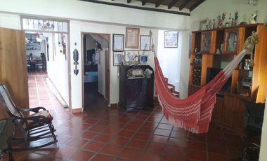 CÓD. 1243. CASA COLONIAL A LA VENTA EN MOMPOX, BOLÍVAR