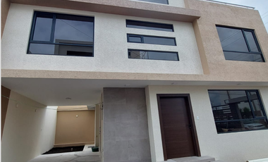 CASA DE VENTA EN EL SECTOR IZAMBA- AMBATO, ECUADOR
