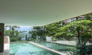 vendo Apto con jardín en Poblado Palmas