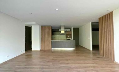 vendo Apto con jardín en Poblado Palmas