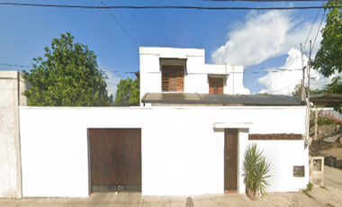 HERMOSA CASA EN VENTA POR MEDIO DE REMATE BANCARIO EN MERIDA YUCATAN.(NO CREDITOS)