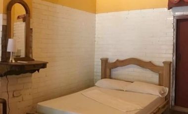 CÓD. 1259. CASA COLONIAL REMODELADA A LA VENTA EN EL CENTRO DE MOMPÓX.