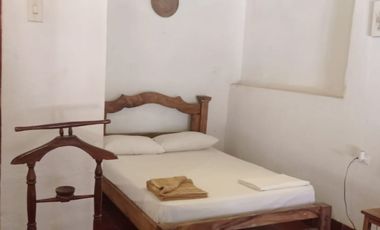 CÓD. 1259. CASA COLONIAL REMODELADA A LA VENTA EN EL CENTRO DE MOMPÓX.