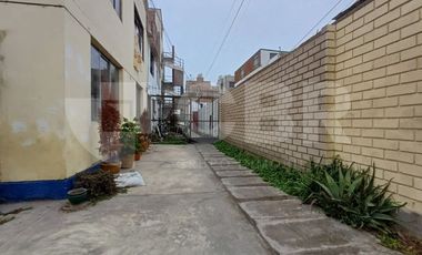VENTA CASA COMO TERRENO EN SAN MIGUEL