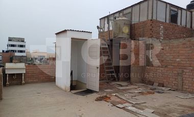 VENTA CASA COMO TERRENO EN SAN MIGUEL