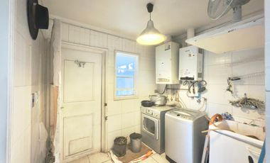 Se vende casa en condominio de Sagrada Familia, 5 piezas 4 baños, piscina, Curicó