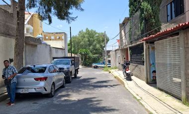 CASA EN VENTA, EN LA COL. JAIME TORRES BODET, CERCA DE SAN JUAN IXTAYOPAN, ALCALDIA TLAHUAC.